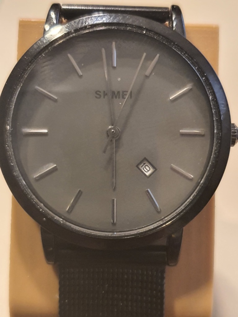Skmei Slim Black Stainless Steel Mesh Women's Watch w/Date